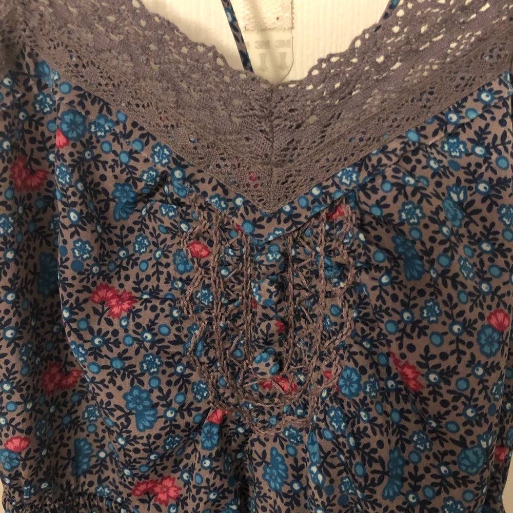AEO Gray Floral Dress!